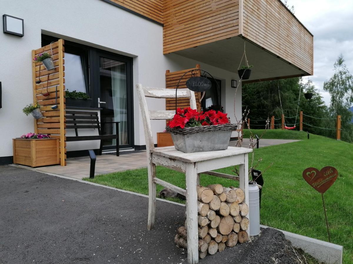 Bergperle Apartments & Mountain Sport Fliess Exterior foto